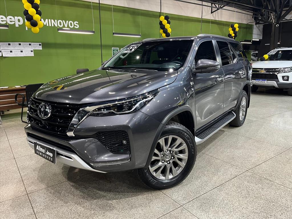 HILUX SW4 2.8 D-4D TURBO DIESEL SRX 4X4 AUTOMÁTICO8