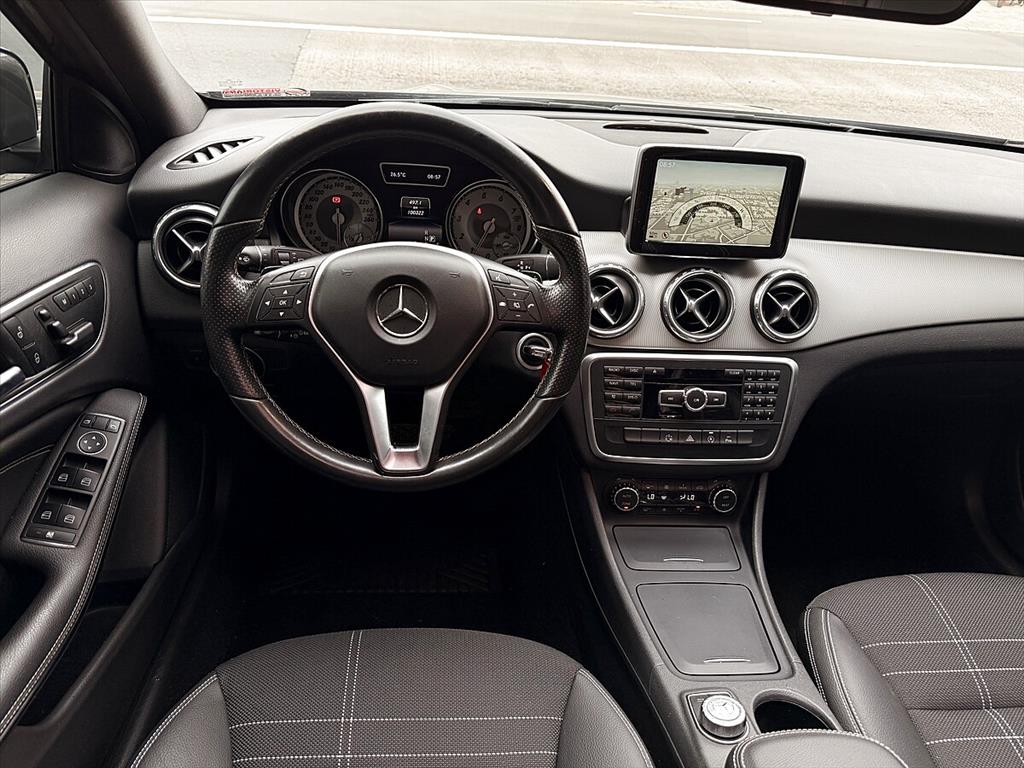 Mercedes-Benz Gla 250 - 2.0 16V TURBO GASOLINA VISION 4P AUTOMÁTICO