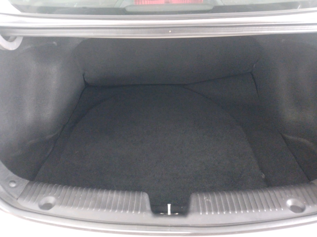 Hyundai-HB20S-1.6 COMFORT PLUS 16V FLEX 4P MANUAL