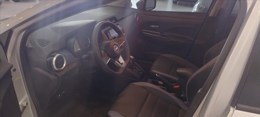 VERSA 1.6 16V FLEX EXCLUSIVE XTRONIC3