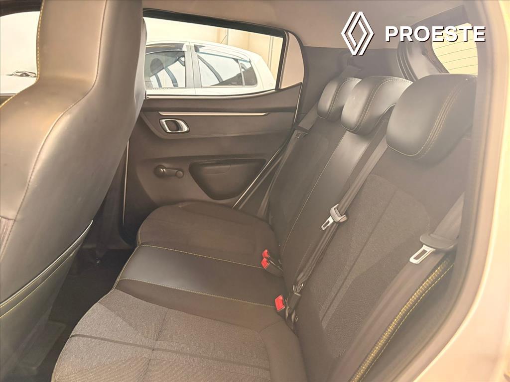 KWID 1.0 12V SCE FLEX OUTSIDER MANUAL10