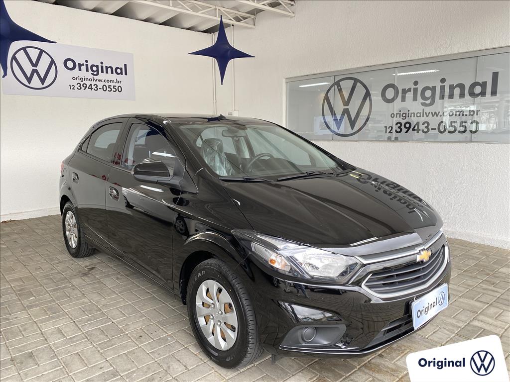 CHEVROLET ONIX 2018 - 1.0 MPFI LT 8V FLEX 4P MANUAL