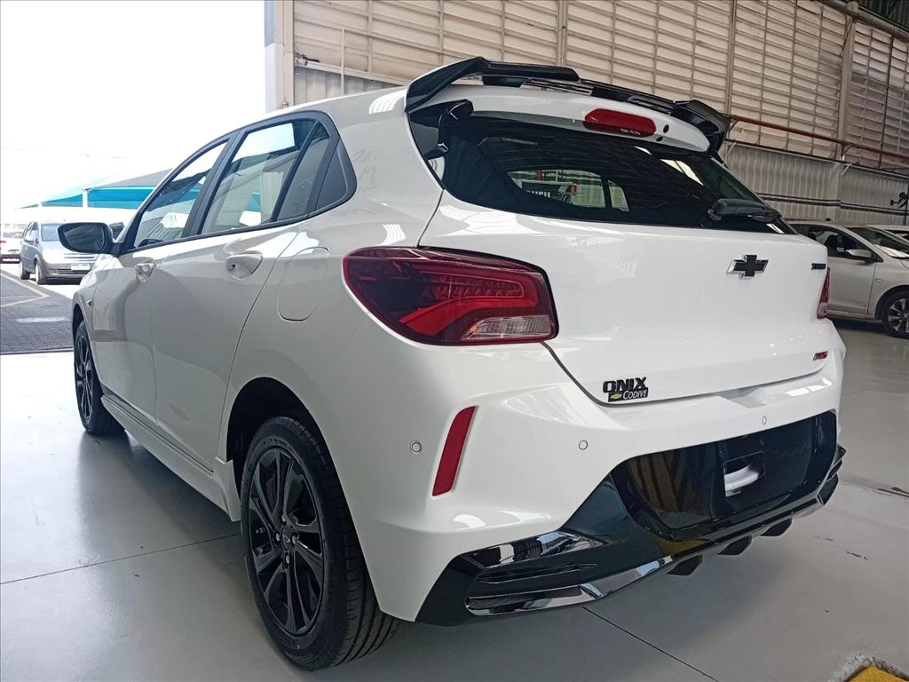 ONIX 1.0 TURBO FLEX RS AUTOMÁTICO