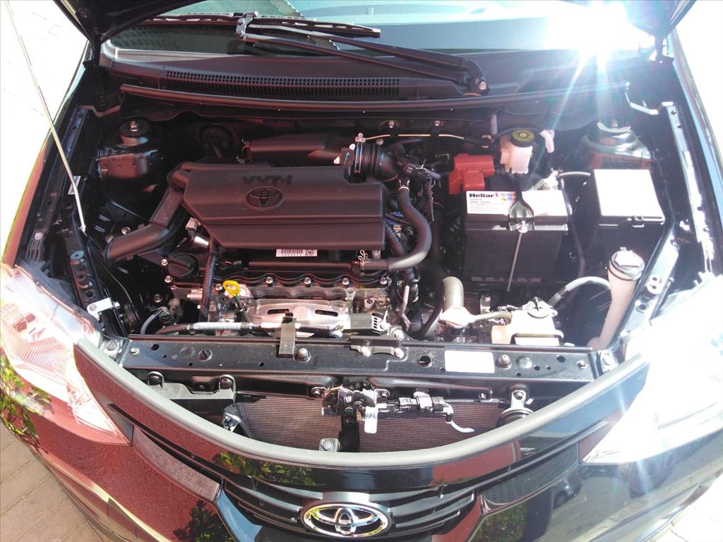 ETIOS 1.5 XS 16V FLEX 4P MANUAL