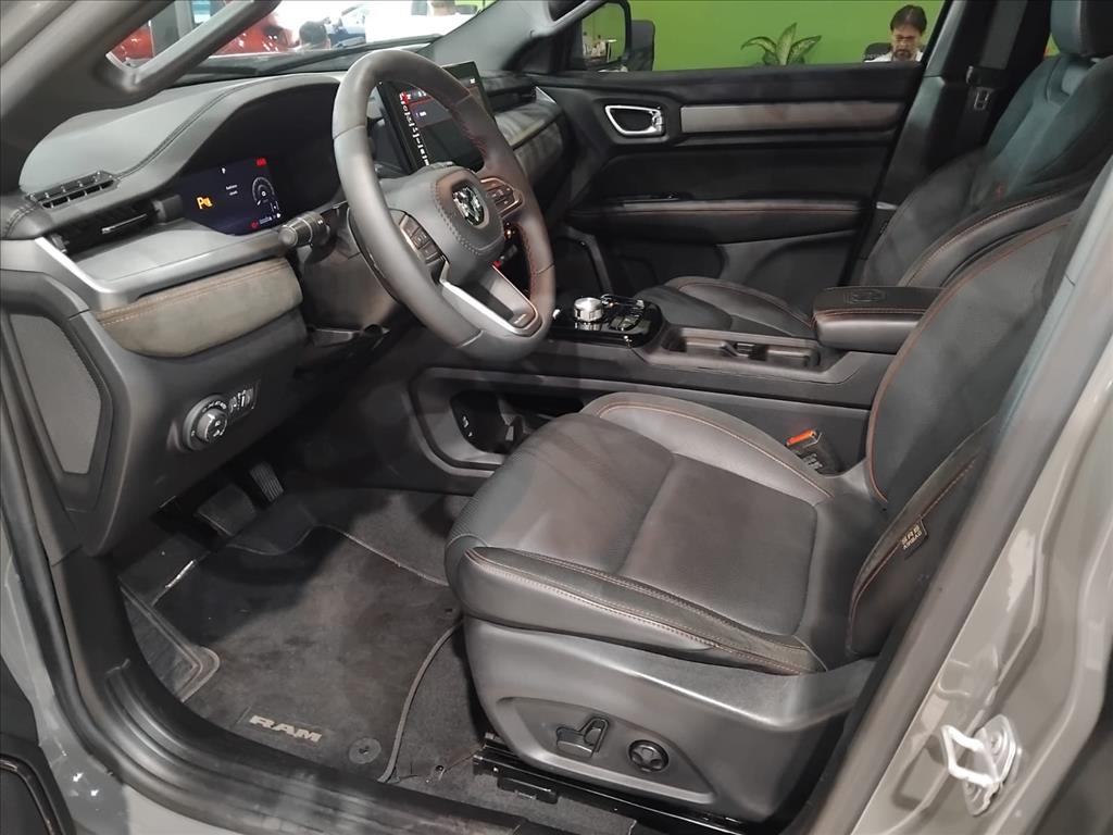 RAMPAGE 2.0 TURBO DIESEL REBEL 4X4 AUTOMÁTICO8