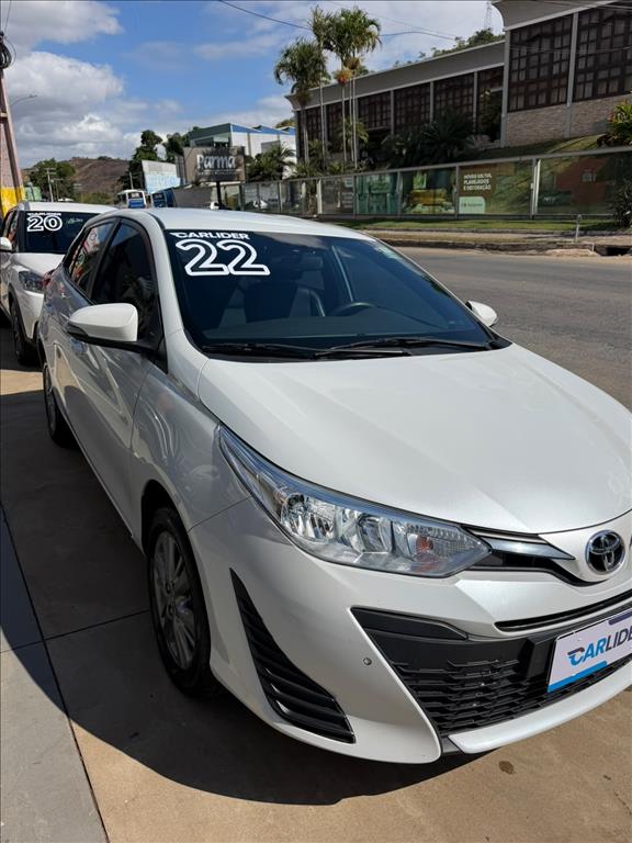 YARIS 1.5 16V FLEX XLS CONNECT MULTIDRIVE0