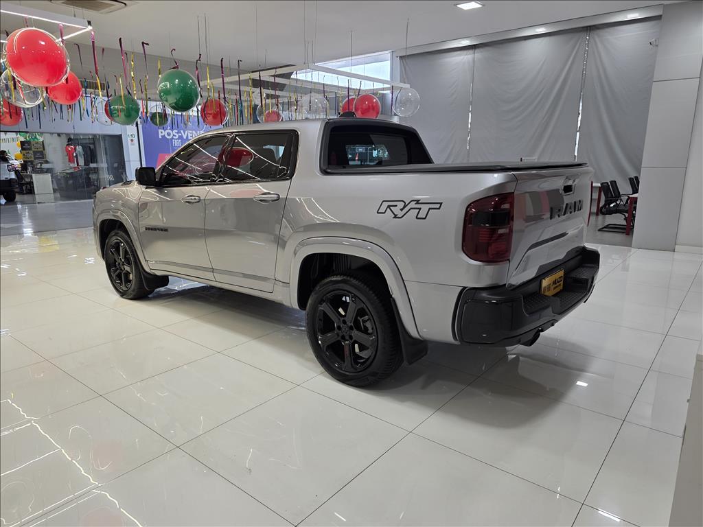 RAMPAGE 2.0 HURRICANE 4 TURBO GASOLINA R/T 4X4 AUTOMÁTICO3