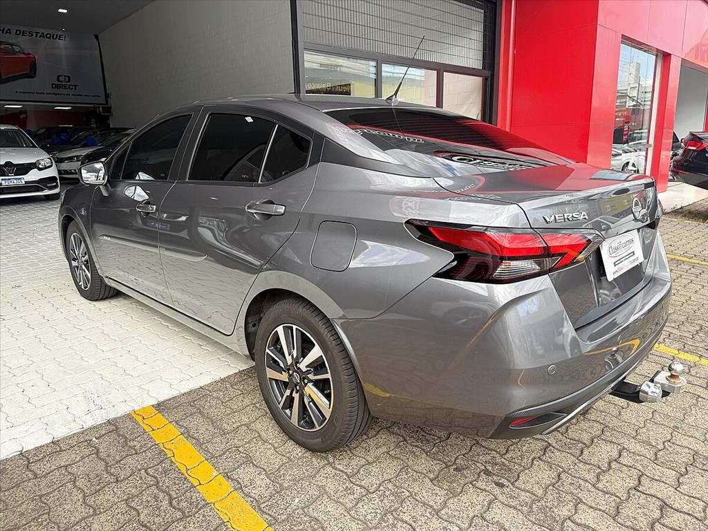 Nissan Versa - 1.6 16V FLEX ADVANCE XTRONIC