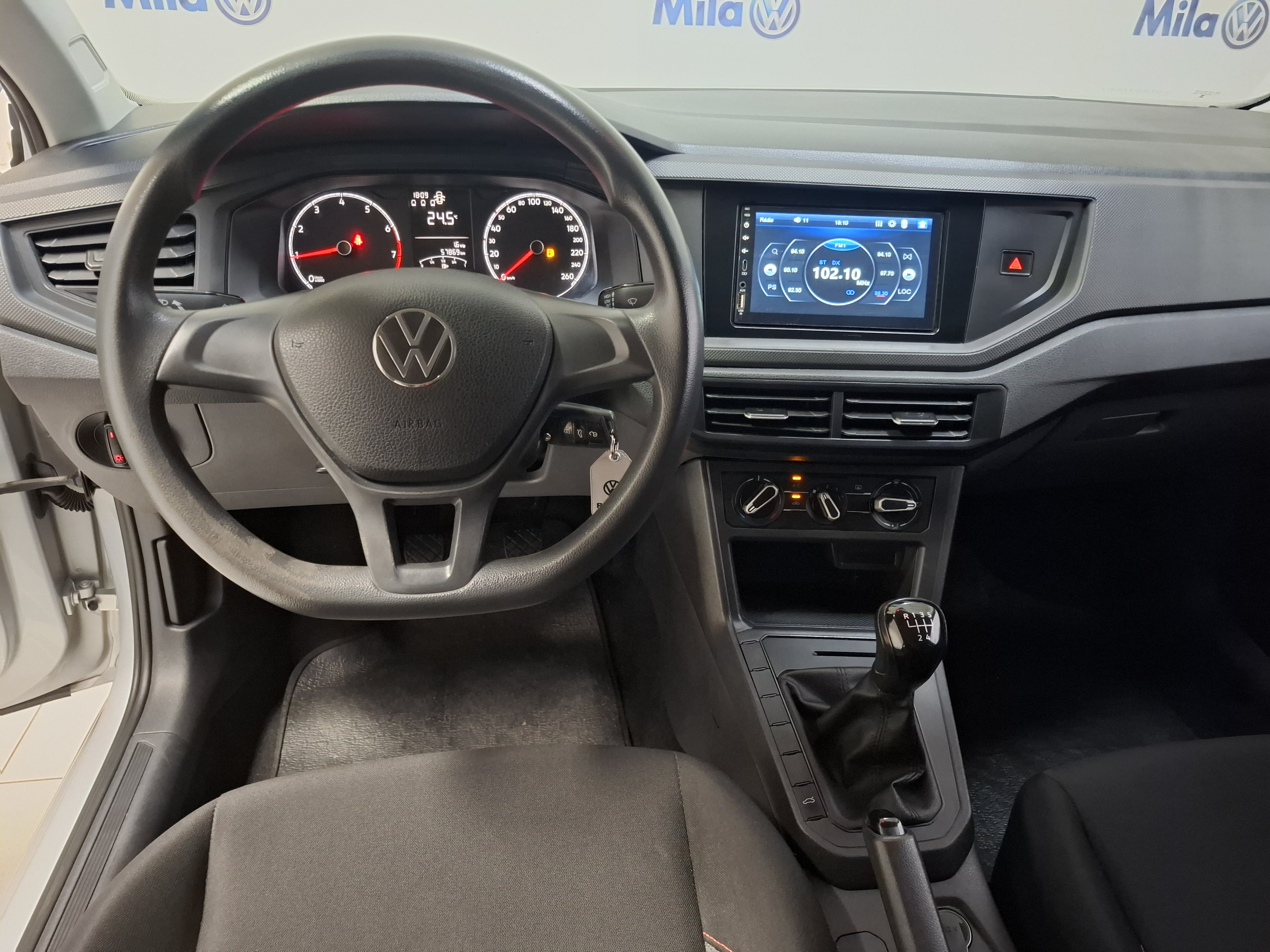 POLO 1.0 MPI ROBUST MANUAL4