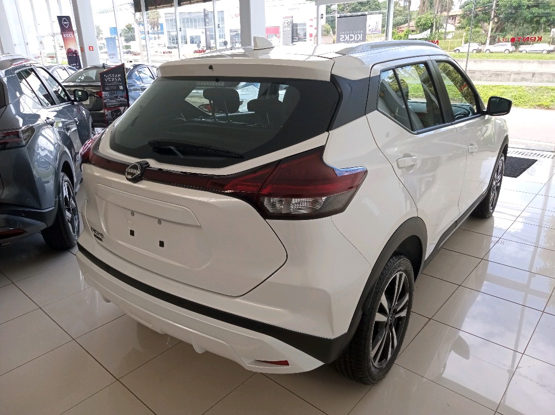 KICKS PLAY 1.6 16V FLEXSTART ADVANCE PLUS XTRONIC5