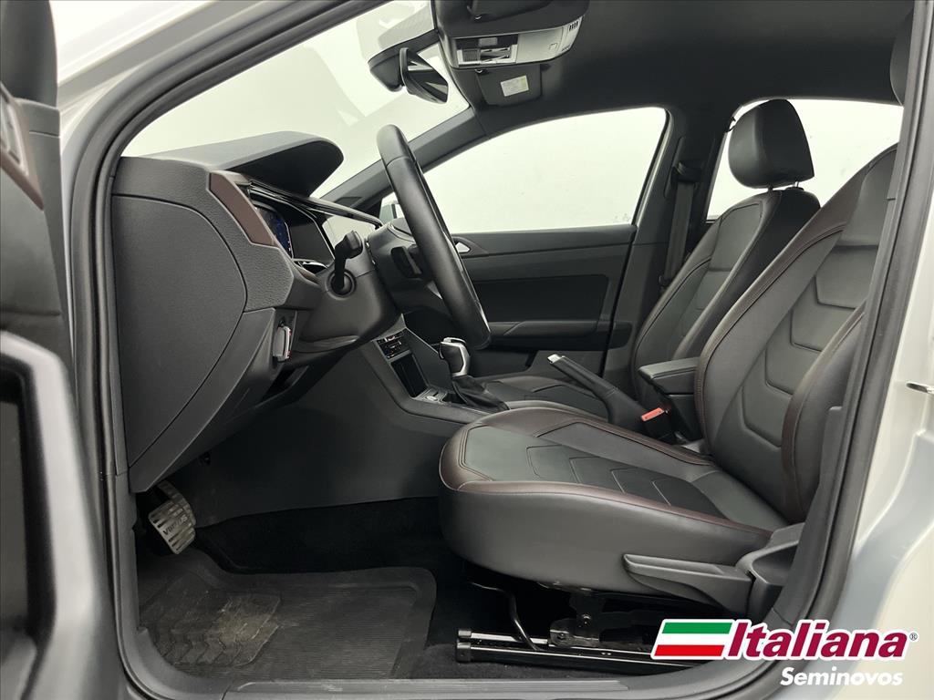 VIRTUS 1.0 200 TSI HIGHLINE AUTOMÁTICO14