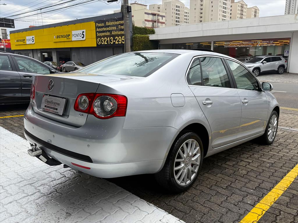 Volkswagen Jetta - 2.5 I 20V 150CV GASOLINA 4P TIPTRONIC