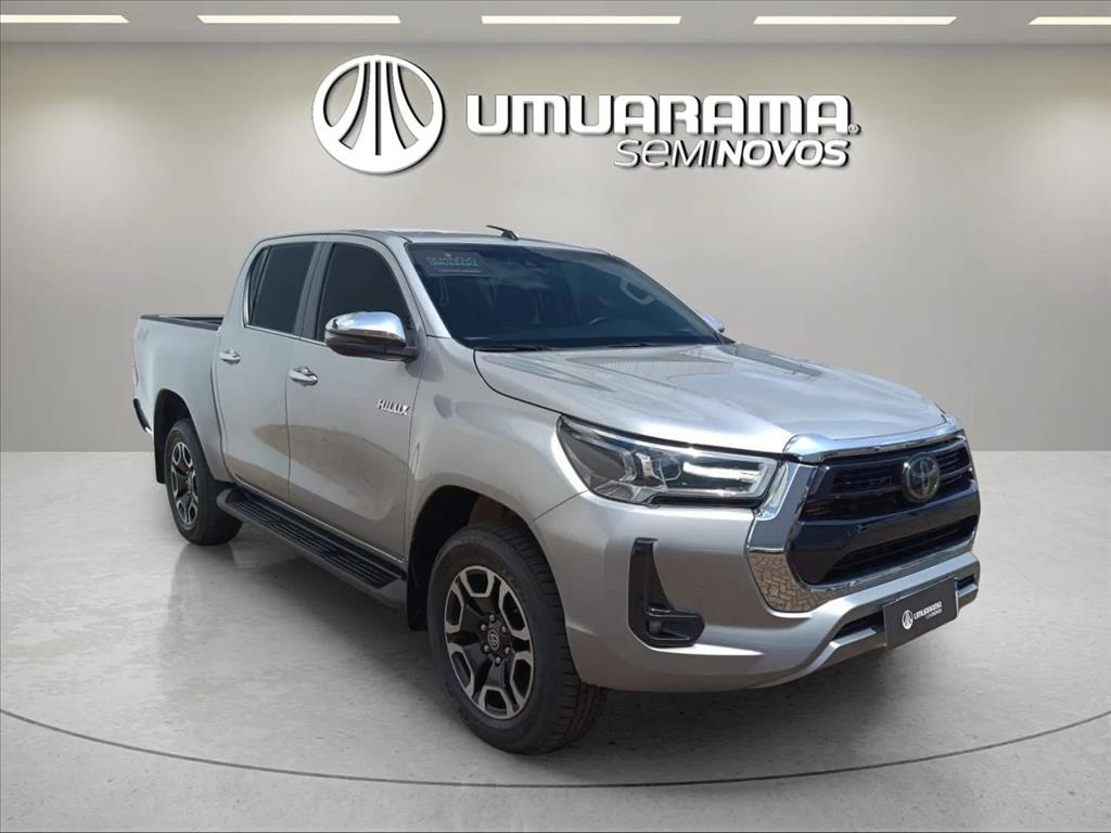 HILUX 2.8 D-4D TURBO DIESEL CD SRX 4X4 AUTOMÁTICO4