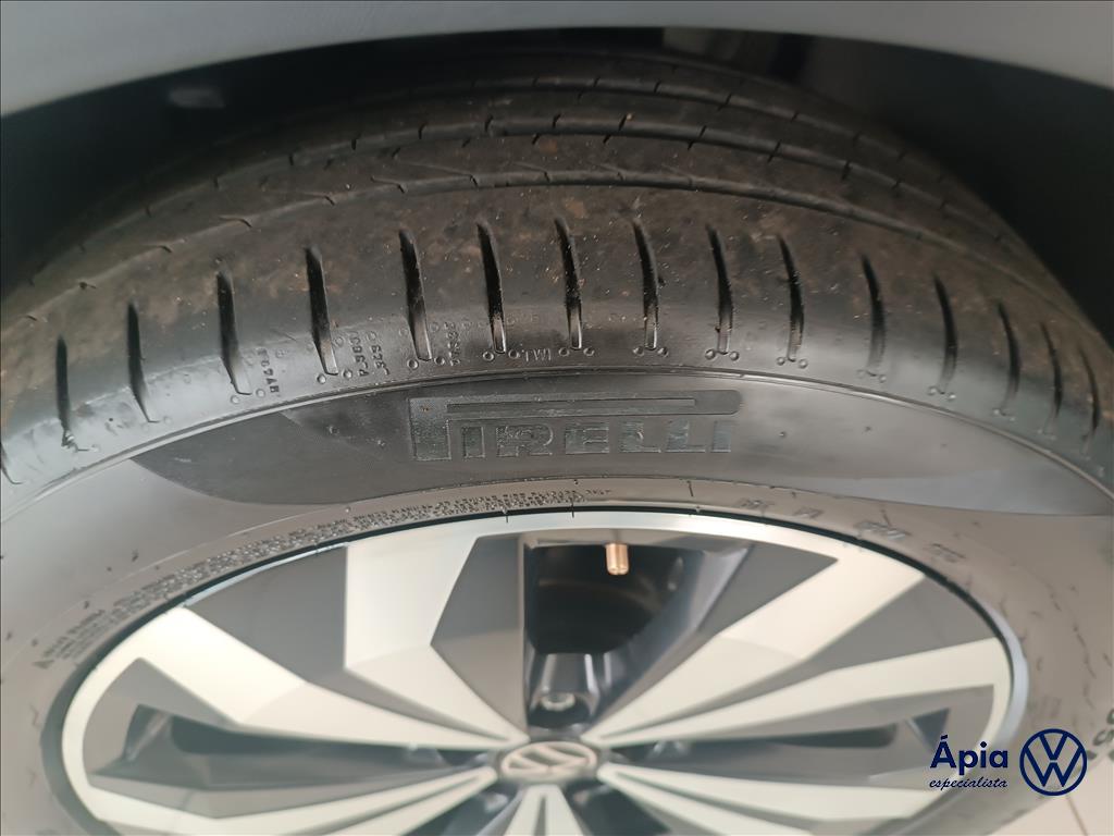 T-CROSS 1.4 250 TSI TOTAL FLEX HIGHLINE AUTOMÁTICO12