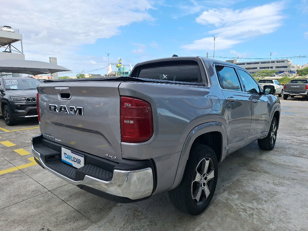 RAMPAGE 2.0 TURBO DIESEL LARAMIE 4X4 AUTOMÁTICO4
