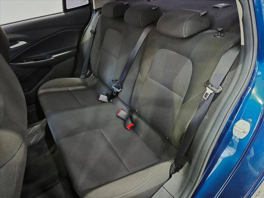 GM - Chevrolet-ONIX PLUS-1.0 FLEX LT MANUAL