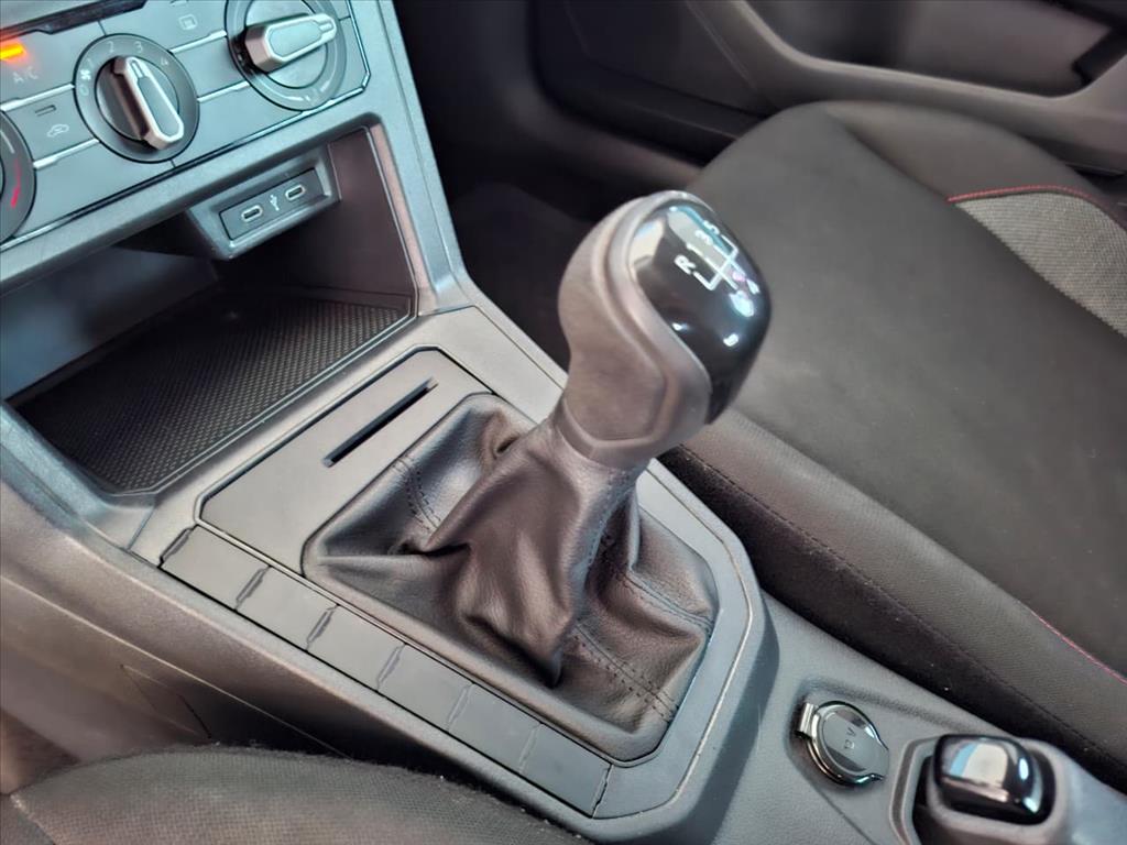 POLO 1.0 MPI TRACK MANUAL11