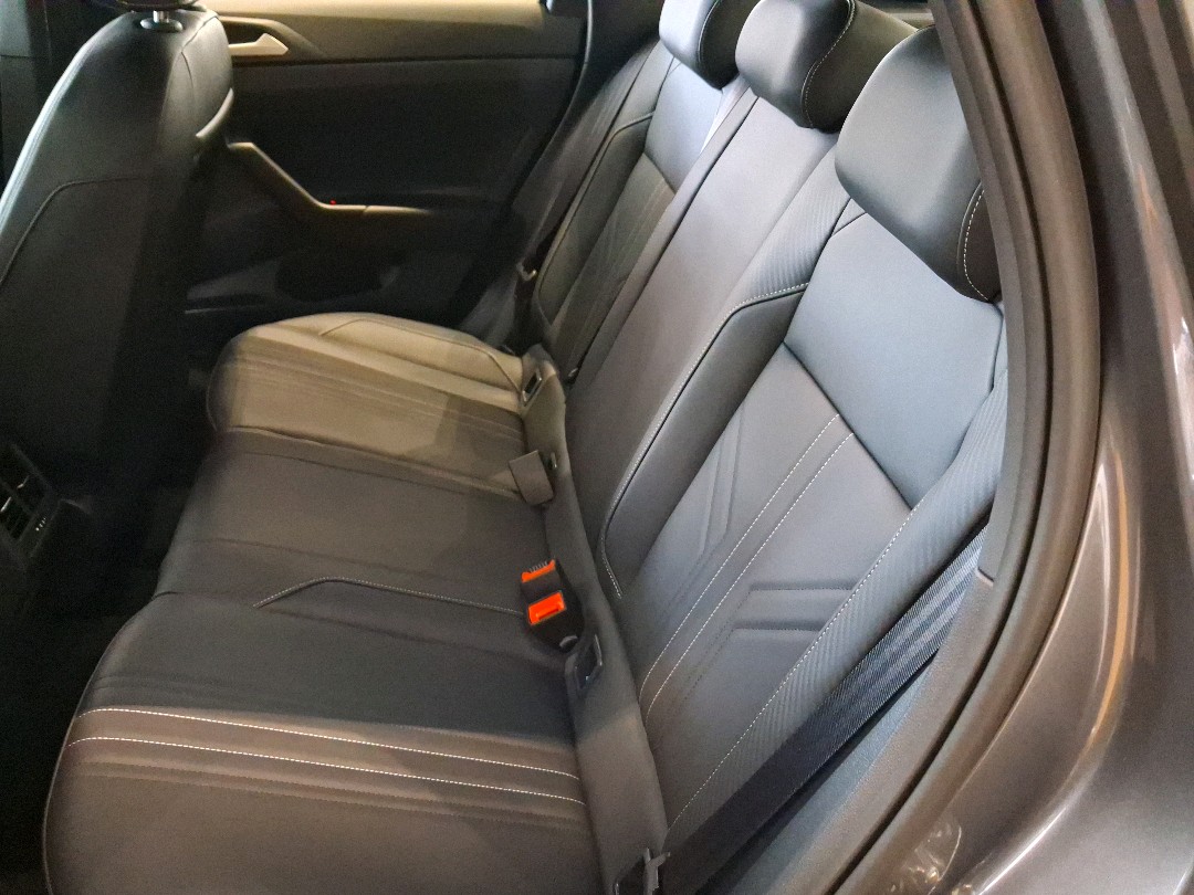 NIVUS 1.0 200 TSI TOTAL FLEX HIGHLINE AUTOMÁTICO7