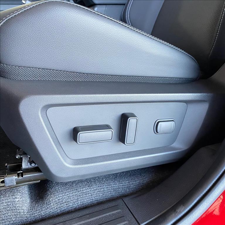 Mitsubishi-TRITON-2.4 BITURBO DIESEL CD HPE-S 4X4 AUTOMÁTICO