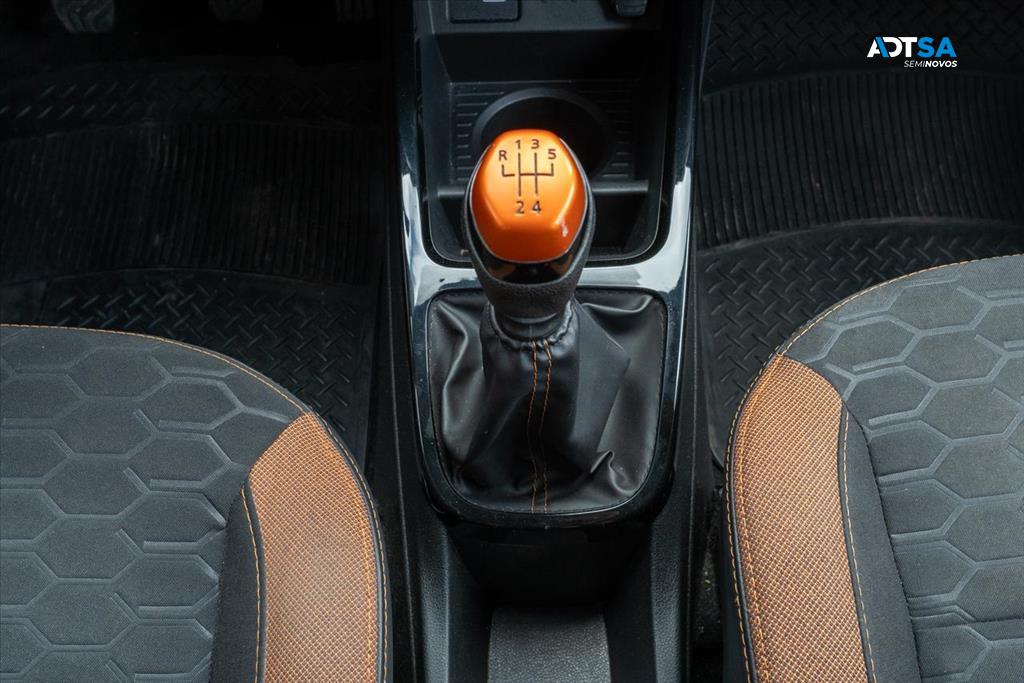 RENAULT KWID 1.0 12V SCE FLEX OUTSIDER MANUAL