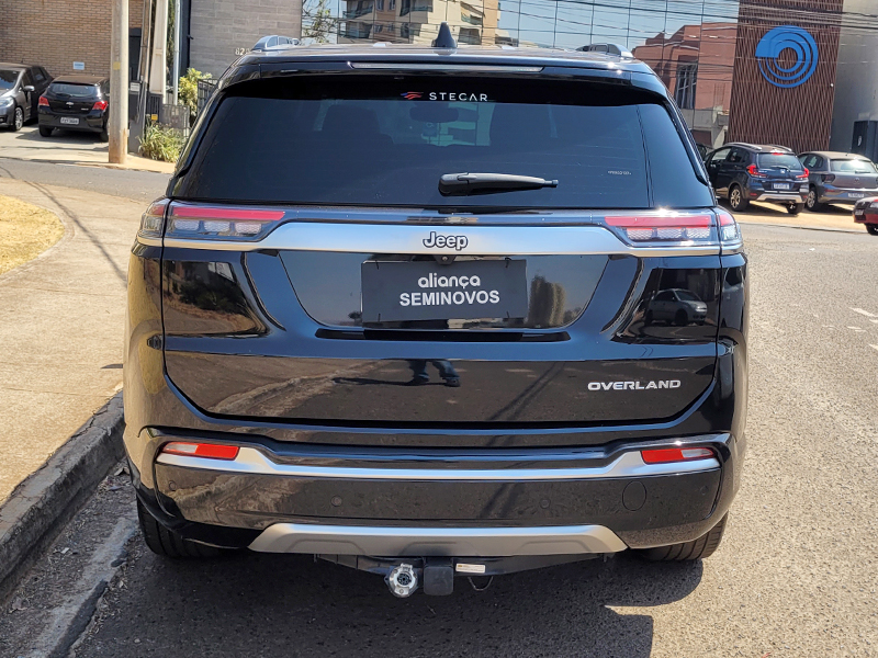 COMMANDER 1.3 T270 TURBO FLEX OVERLAND AT6