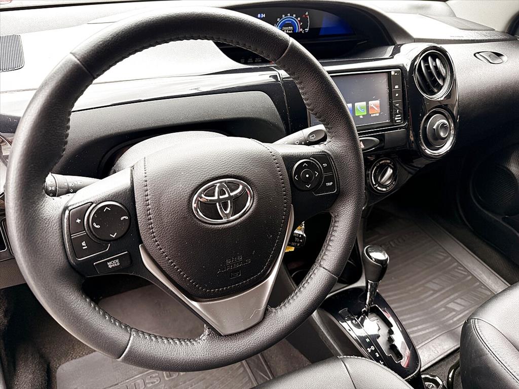 Toyota Etios Cross - 1.5 16V FLEX 4P AUTOMÁTICO