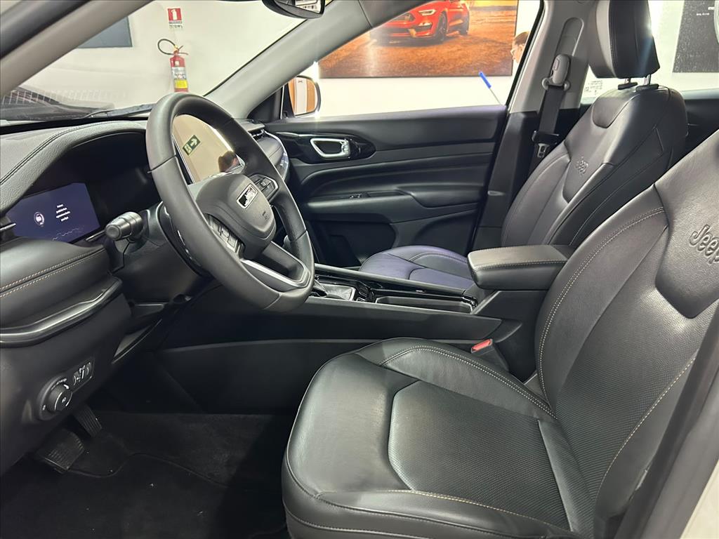 COMPASS 1.3 T270 TURBO FLEX LIMITED AT68