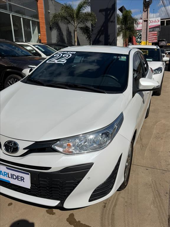 YARIS 1.5 16V FLEX XLS CONNECT MULTIDRIVE1