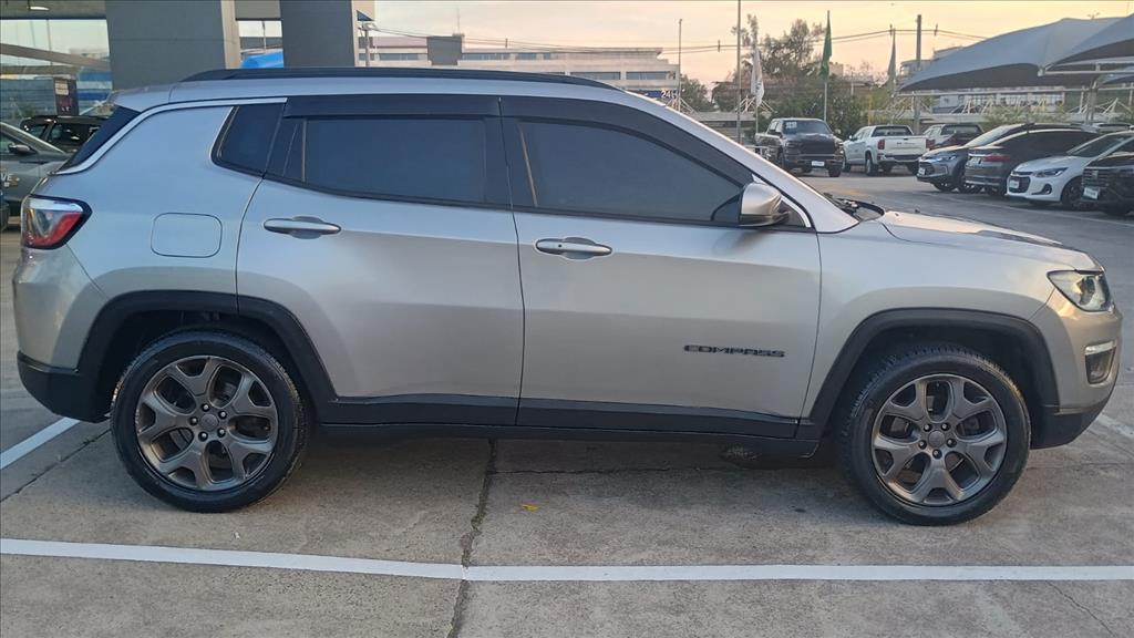 COMPASS 2.0 16V DIESEL LONGITUDE 4X4 AUTOMÁTICO4