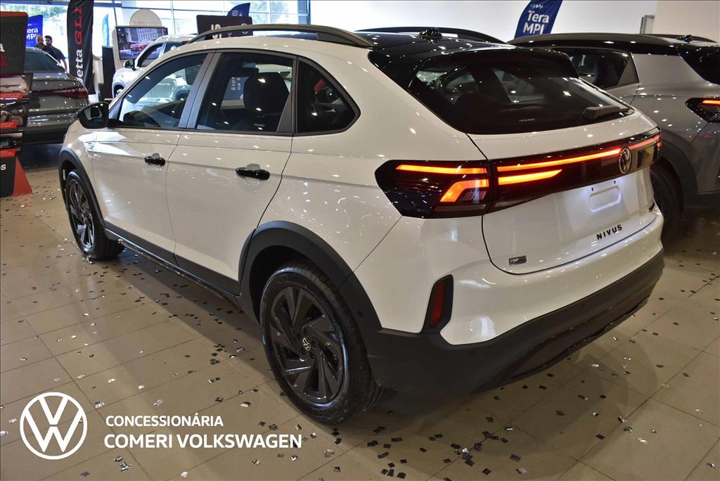 NIVUS 1.0 200 TSI TOTAL FLEX HIGHLINE AUTOMÁTICO3