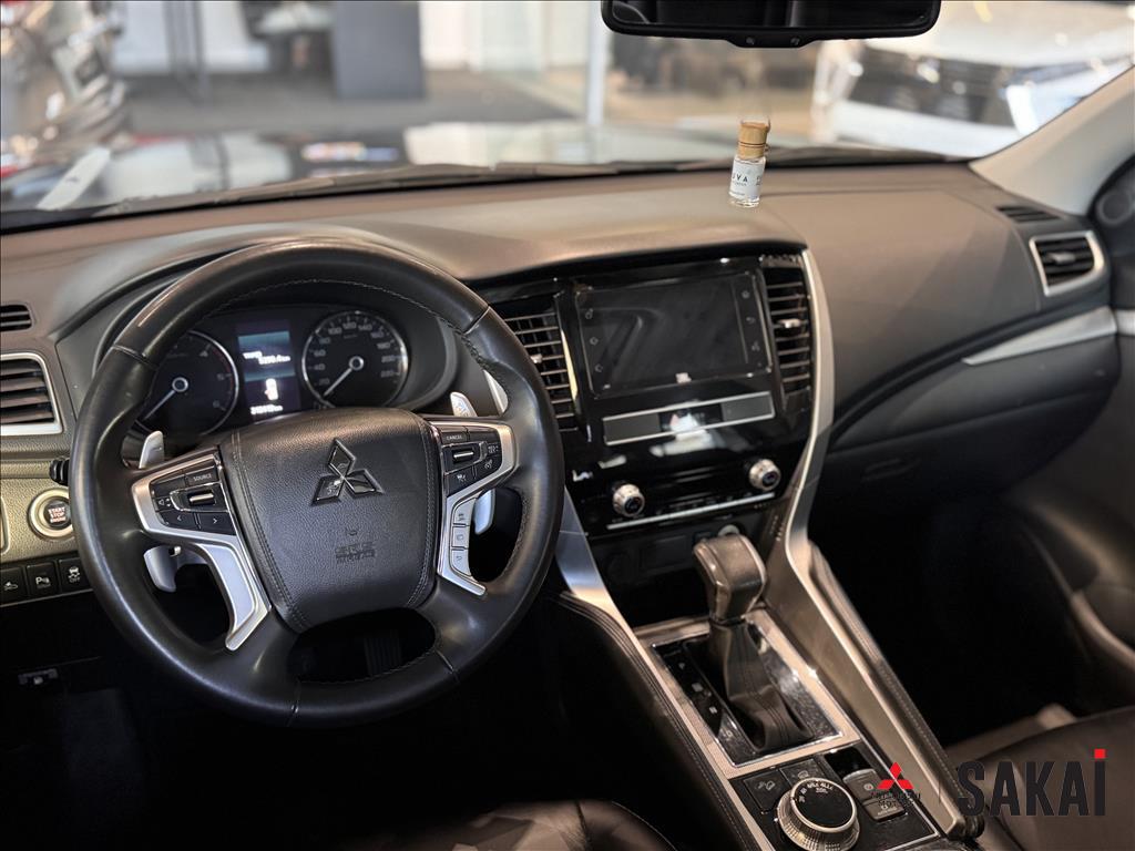 Mitsubishi-PAJERO SPORT-2.4 16V MIVEC TURBO DIESEL HPE AWD AUTOMÁTICO
