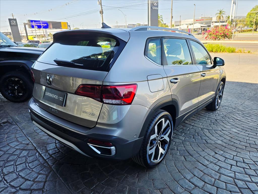 TAOS 1.4 250 TSI TOTAL FLEX HIGHLINE AUTOMÁTICO5