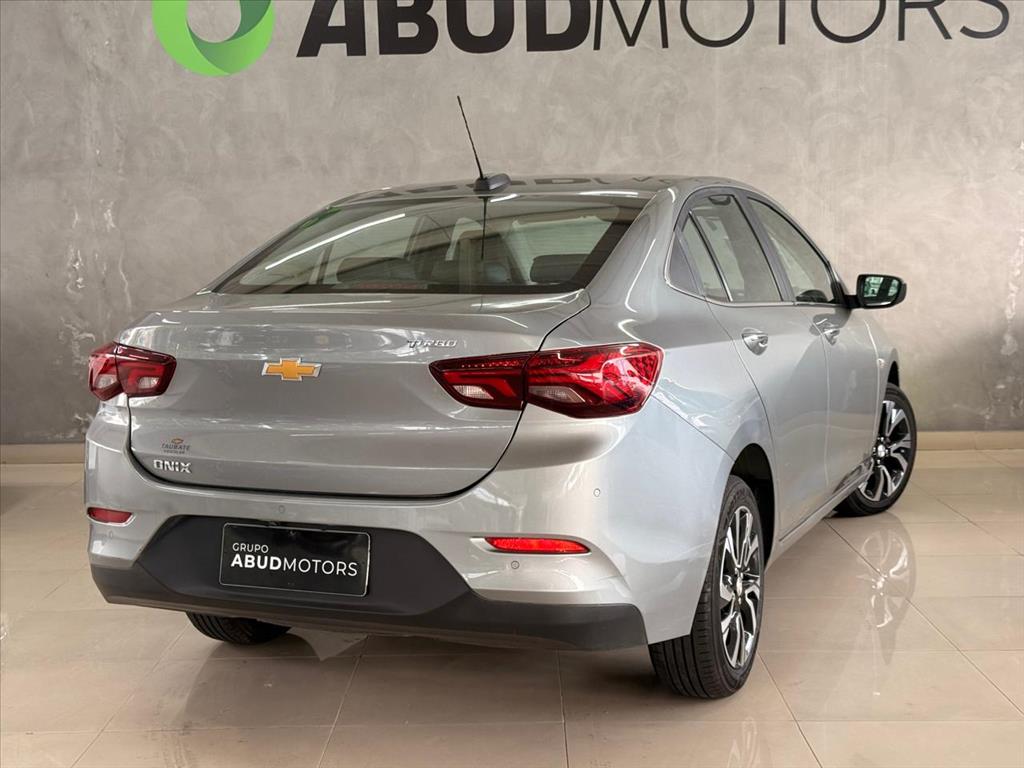 ONIX PLUS 1.0 TURBO FLEX PREMIER AUTOMÁTICO2