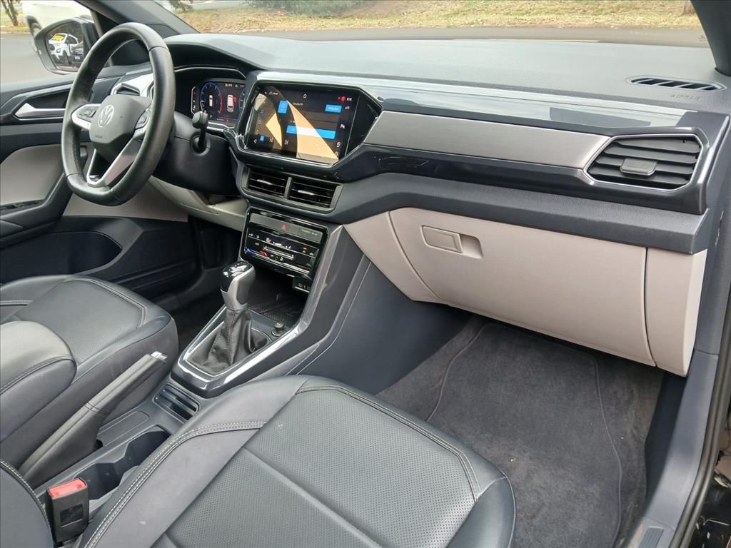 T-CROSS 1.4 250 TSI TOTAL FLEX HIGHLINE AUTOMÁTICO16