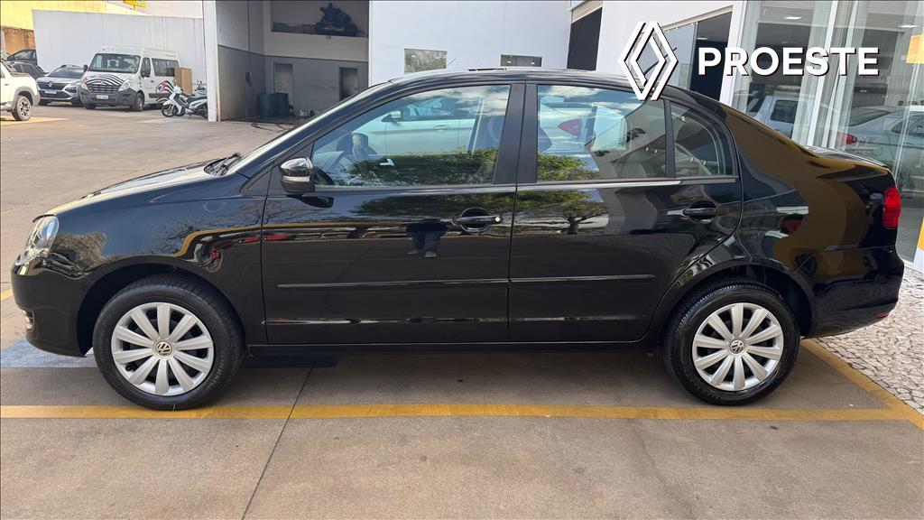 POLO SEDAN 1.6 MI 8V FLEX 4P MANUAL