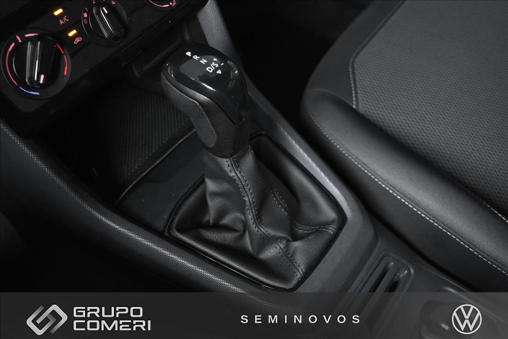 T-CROSS 1.0 200 TSI TOTAL FLEX SENSE AUTOMÁTICO11