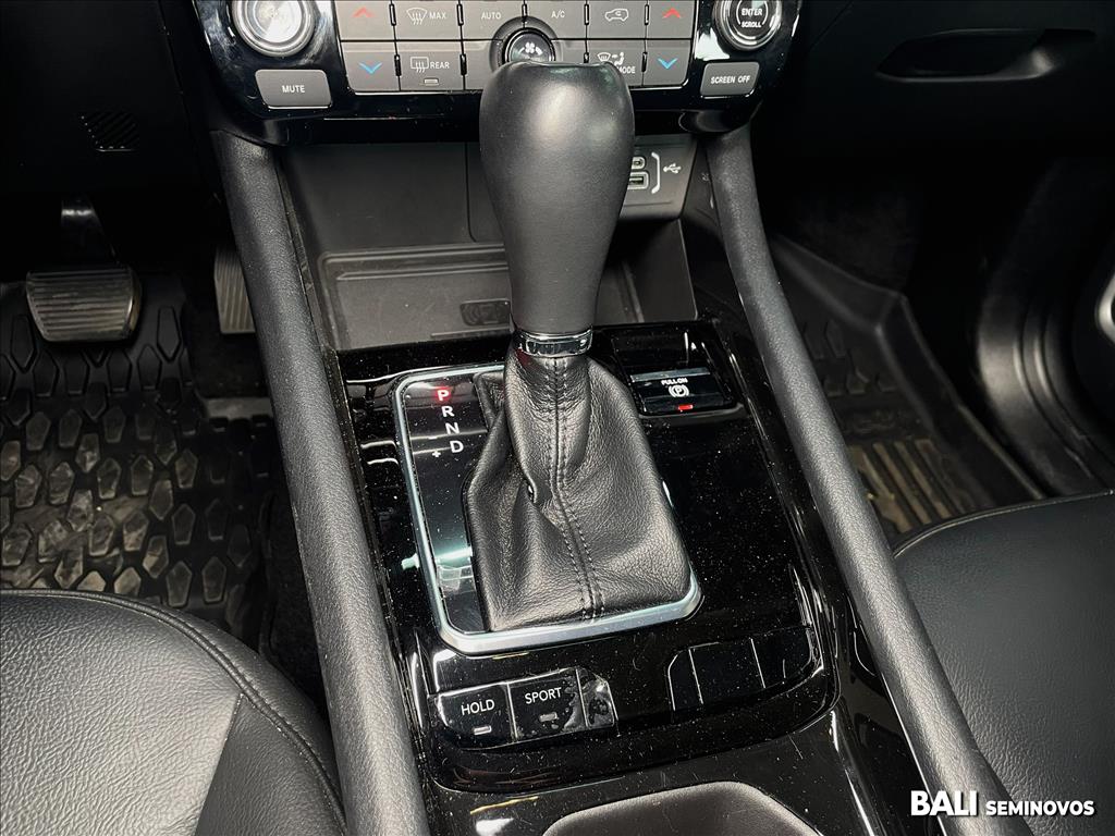 COMPASS 1.3 T270 TURBO FLEX LONGITUDE AT610