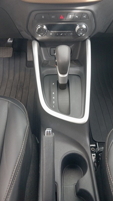 ONIX 1.0 TURBO FLEX PREMIER AUTOMÁTICO11