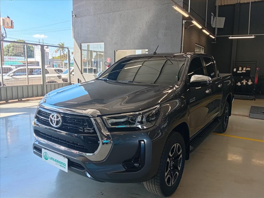 HILUX 2.8 D-4D TURBO DIESEL CD SRV 4X4 AUTOMÁTICO1