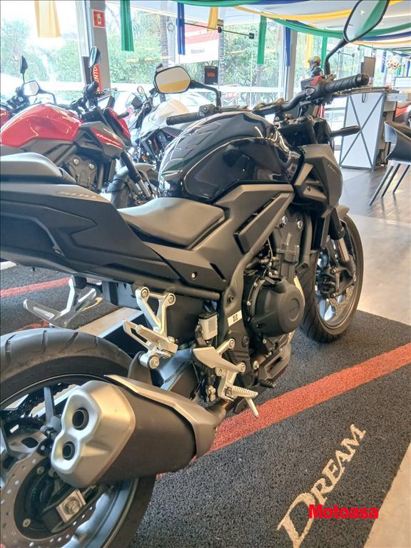 CB 500 HORNET5