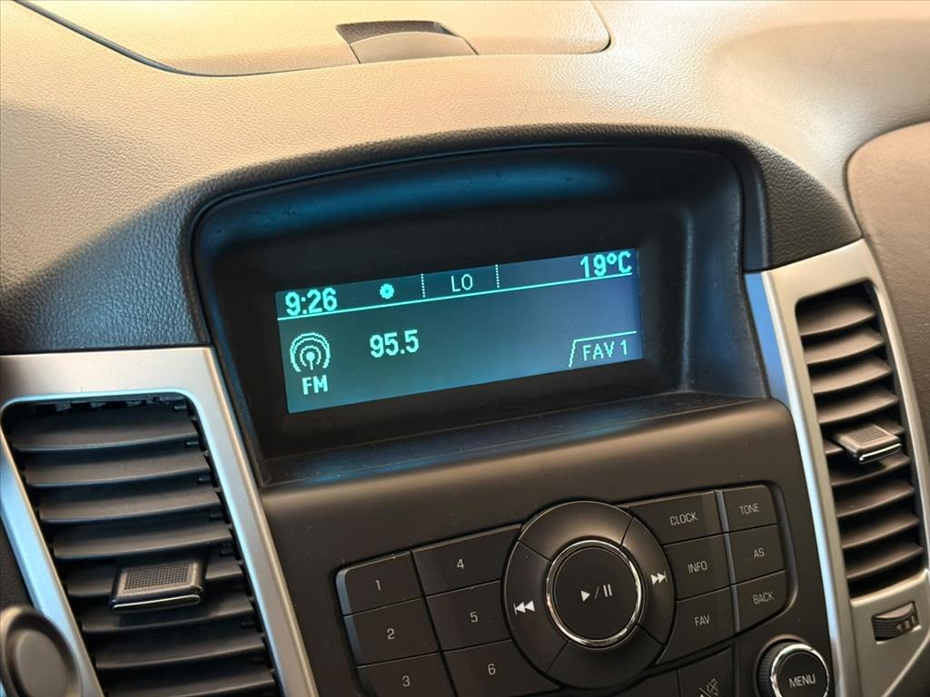 CRUZE 1.8 LT 16V FLEX 4P MANUAL9