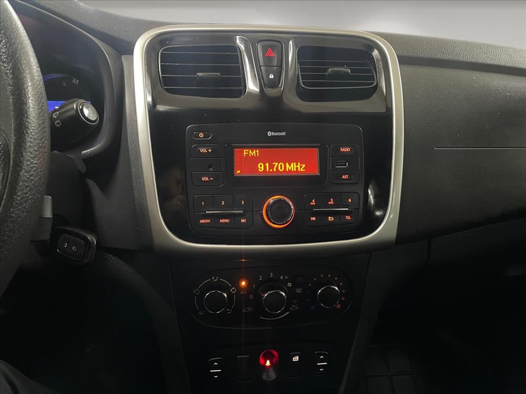 SANDERO 1.6 16V SCE FLEX STEPWAY MANUAL9