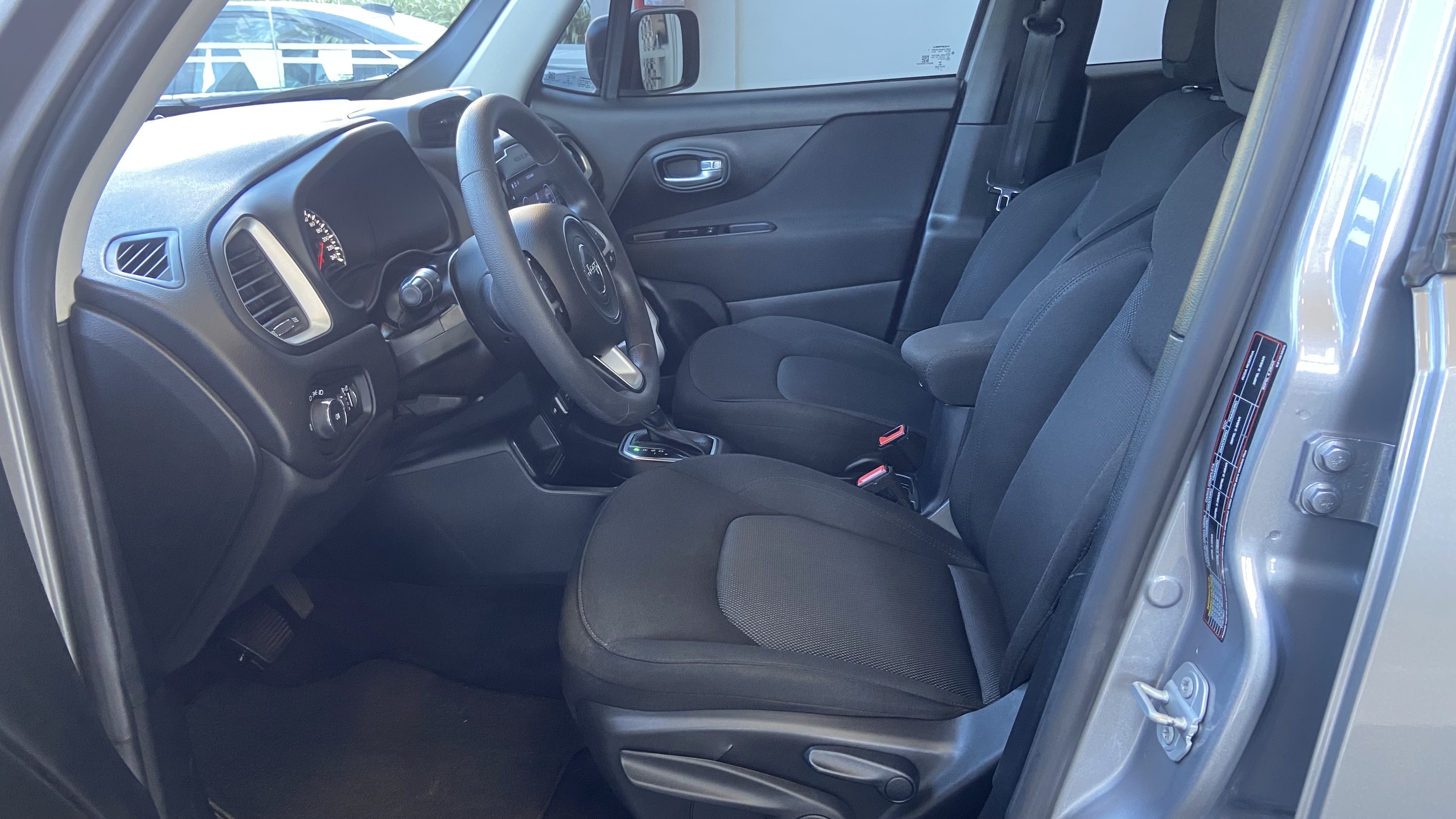 Jeep-RENEGADE-1.8 16V FLEX 4P AUTOMÁTICO