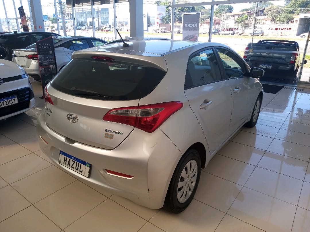 HB20 1.6 COMFORT PLUS 16V FLEX 4P MANUAL4