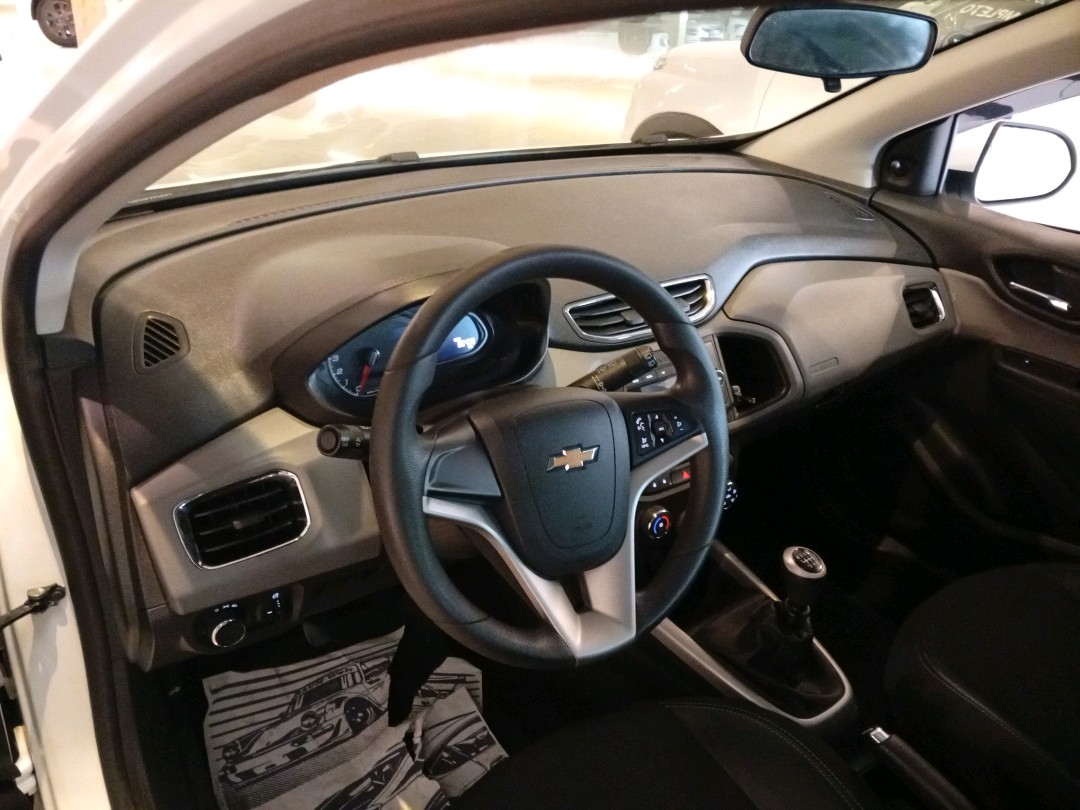 GM - Chevrolet-ONIX-1.0 MPFI LT 8V FLEX 4P MANUAL