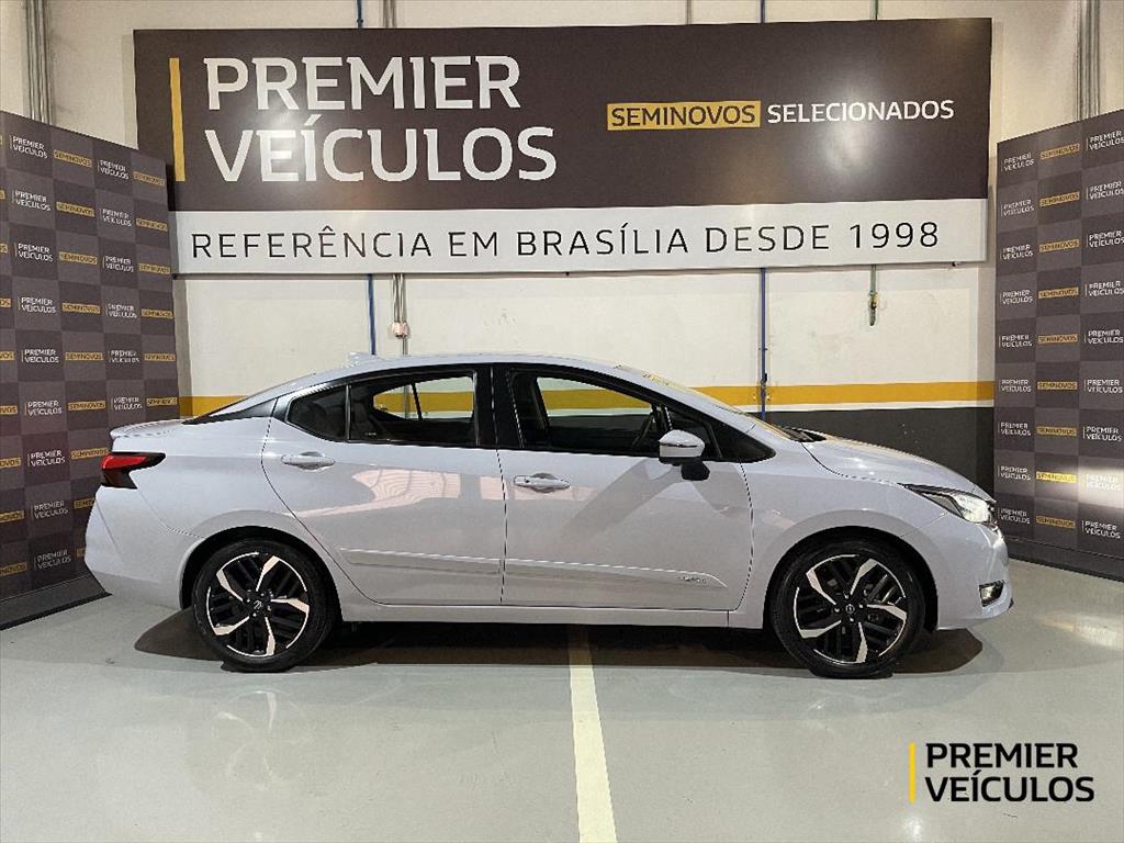 VERSA 1.6 16V FLEX EXCLUSIVE XTRONIC VERSA 1.6 16V FLEX EXCLUSIVE XTRONIC