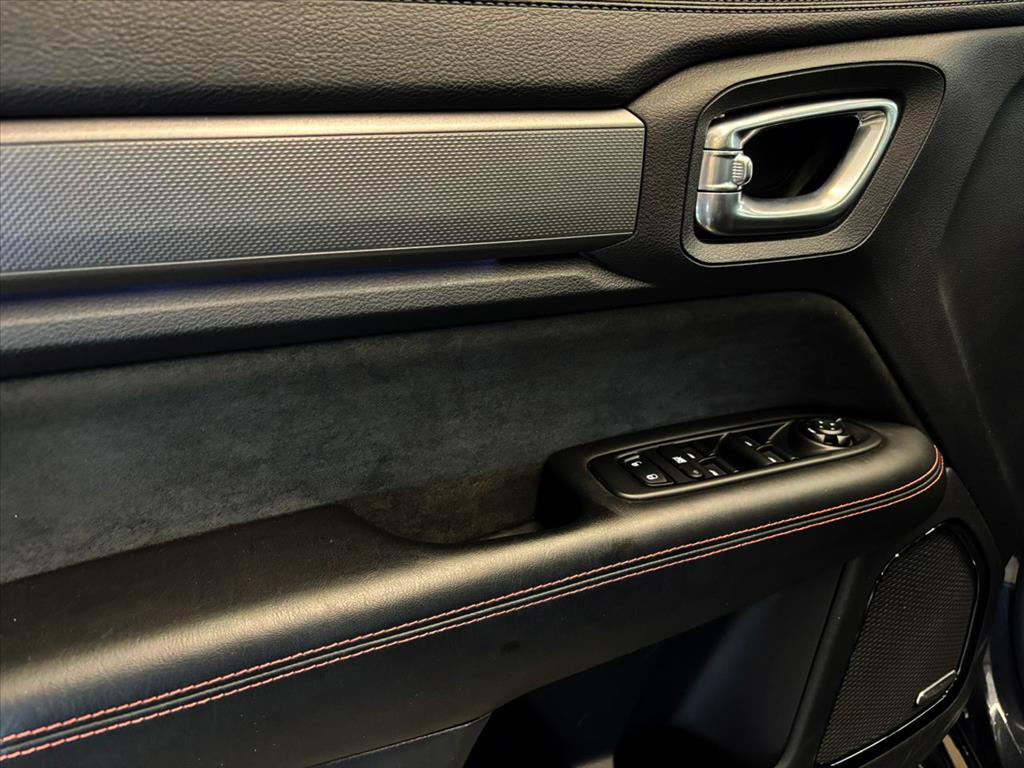 RAMPAGE 2.0 HURRICANE 4 TURBO GASOLINA R/T 4X4 AUTOMÁTICO6