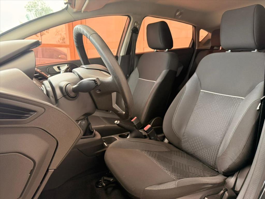 FIESTA 1.6 TI-VCT FLEX SE MANUAL5