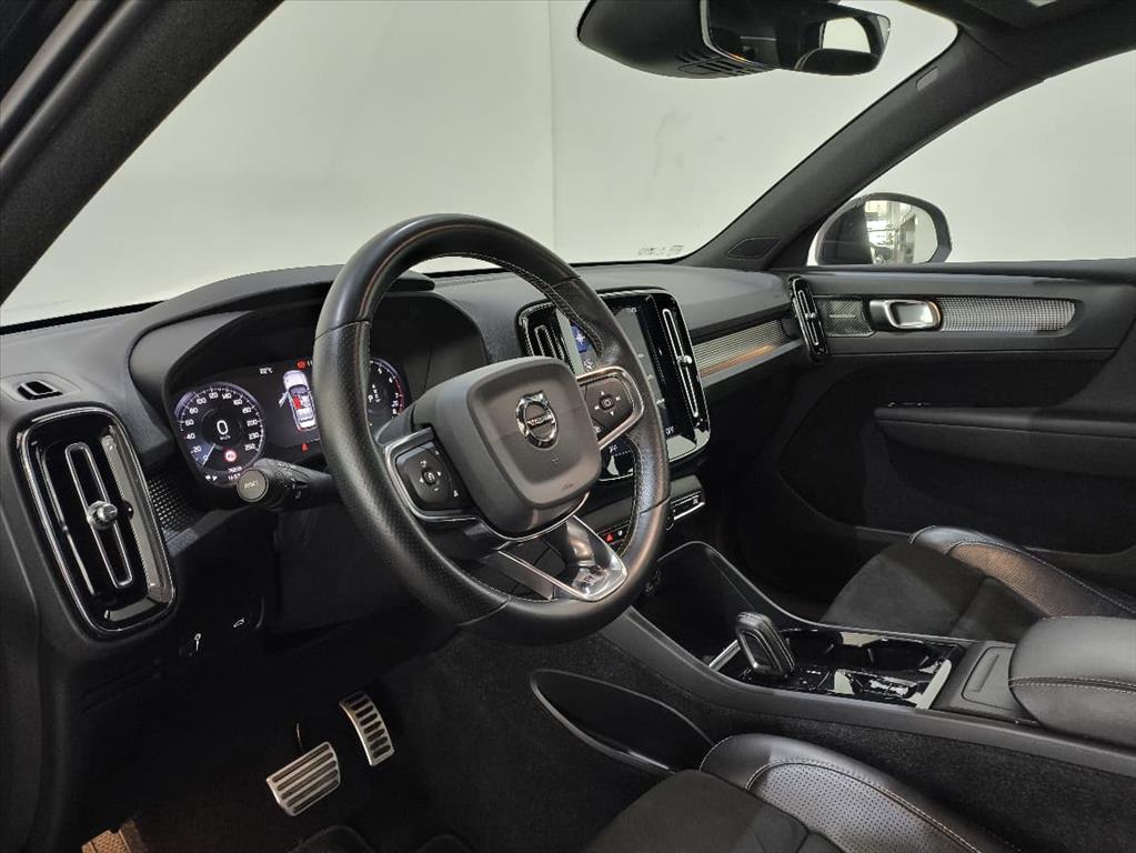 XC40 2.0 T5 GASOLINA R-DESIGN AWD GEARTRONIC7