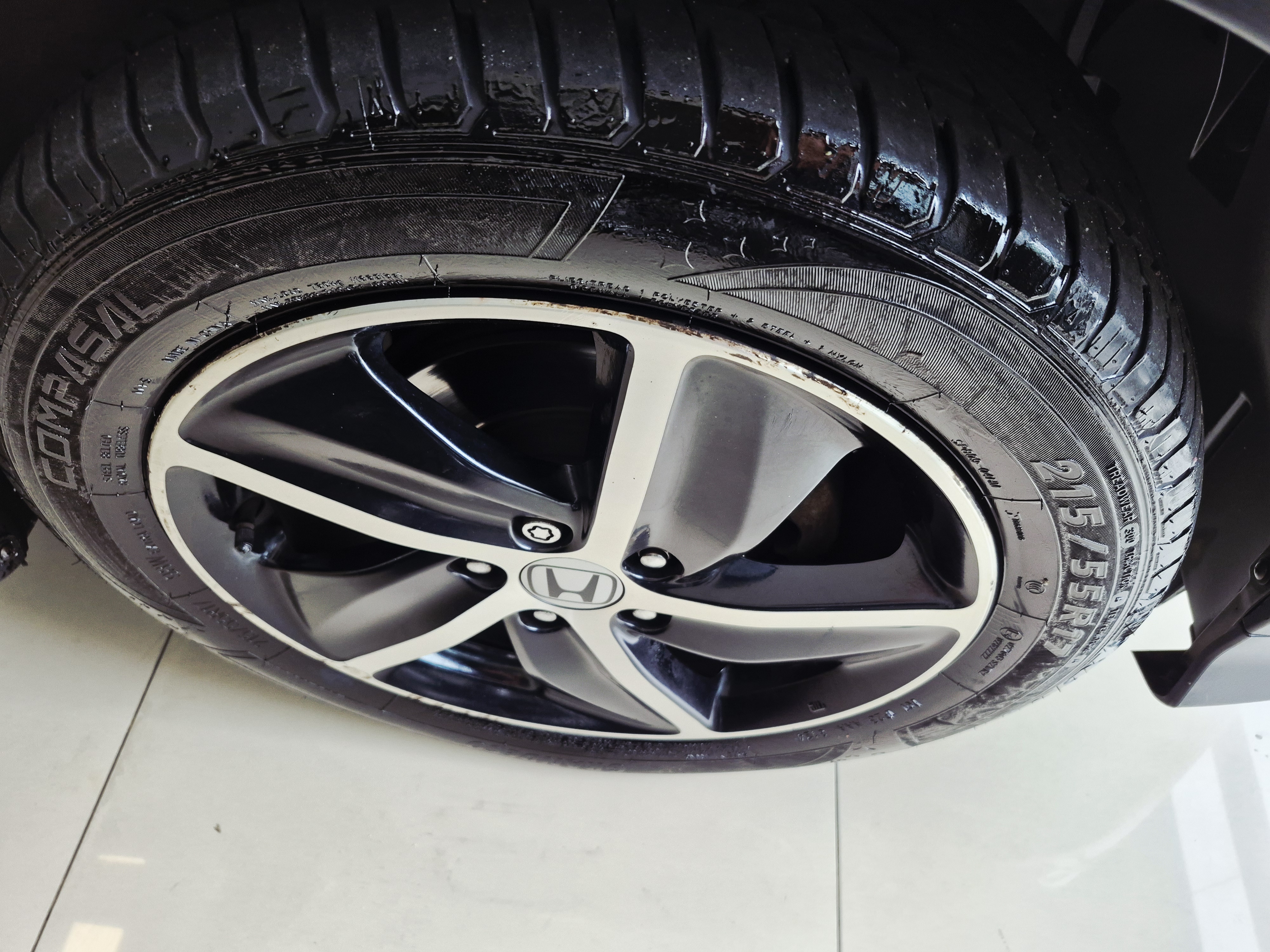 Foto ilustrativa do carro